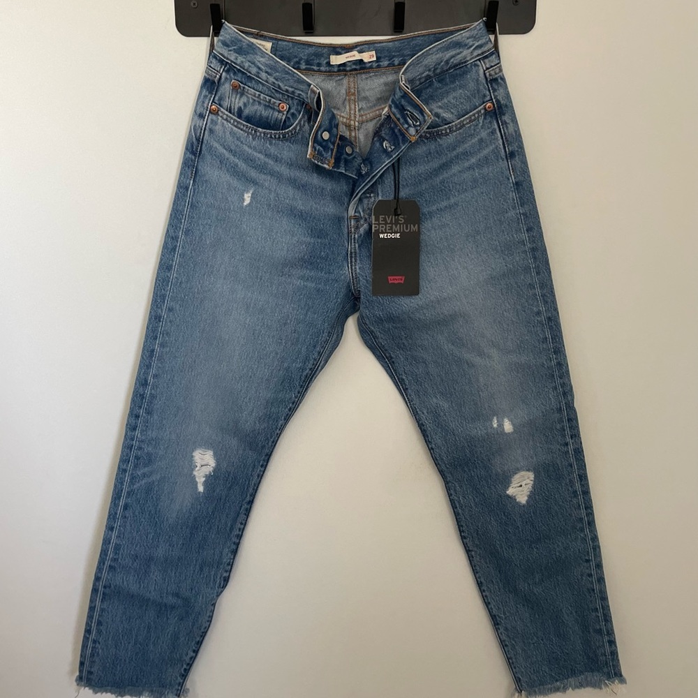 Levi’s wedgie